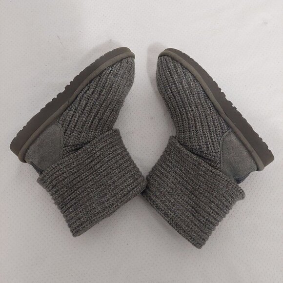 UGG Australia Girls Cardy Knit Sweater Boots Gray Marled Buttons 5649 Size 3 US - Picture 7 of 10